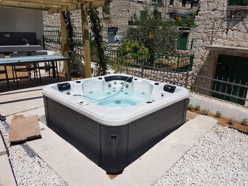 Jacuzzi Split Varoš