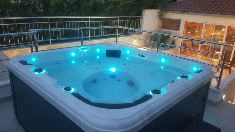Passion Spa Masažna kada Trogir Čiovo