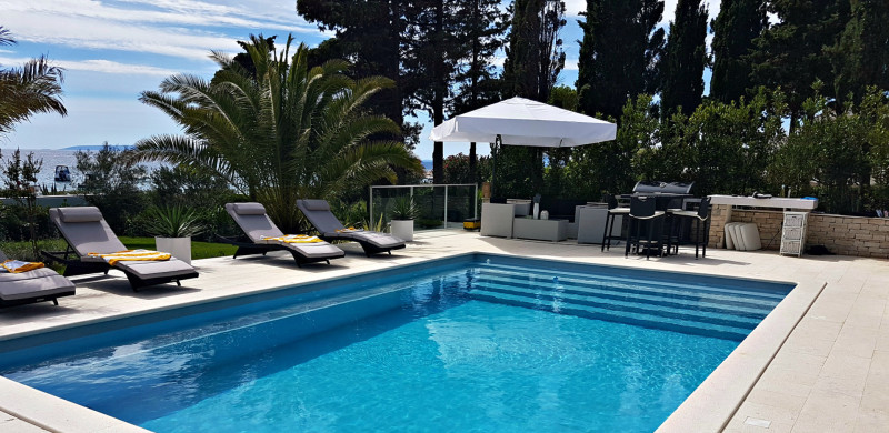 Bazen za luksuznu vilu header slika